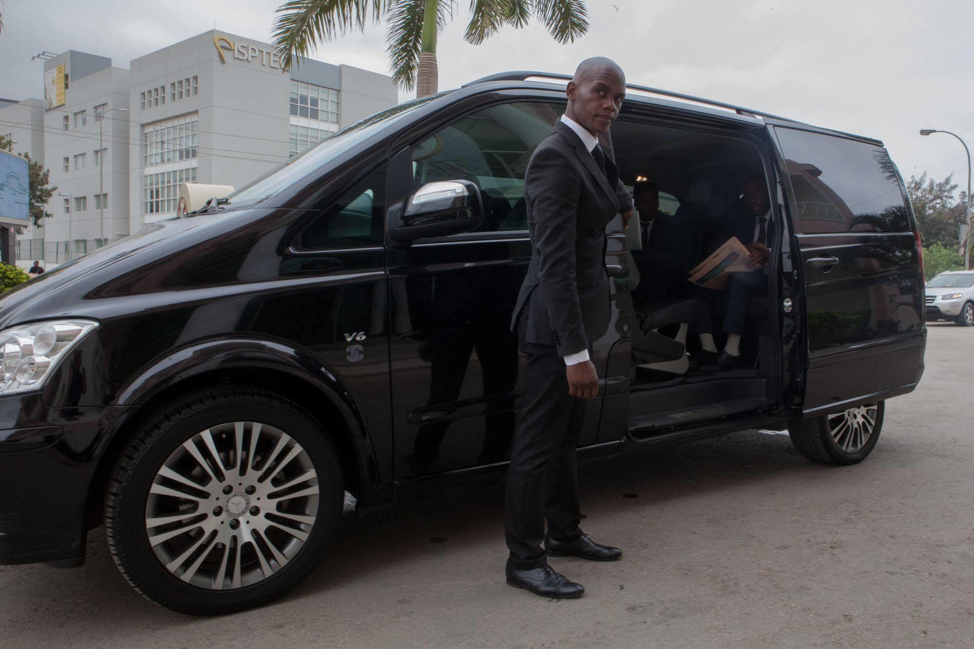 Rk Suite Hotel Luanda Dış mekan fotoğraf