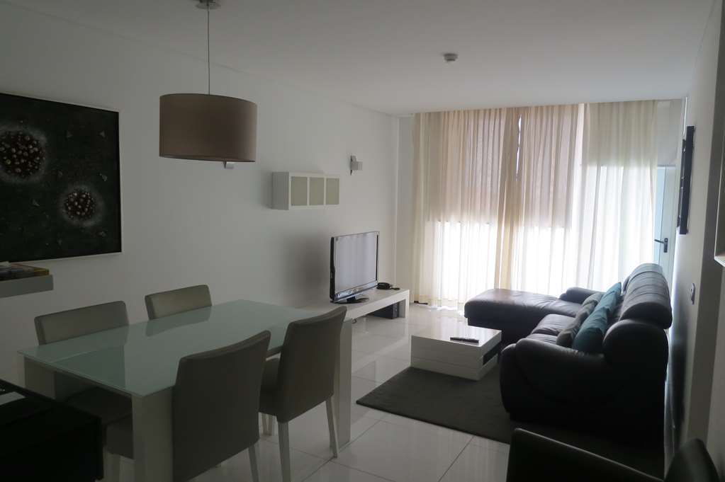 Rk Suite Hotel Luanda Oda fotoğraf